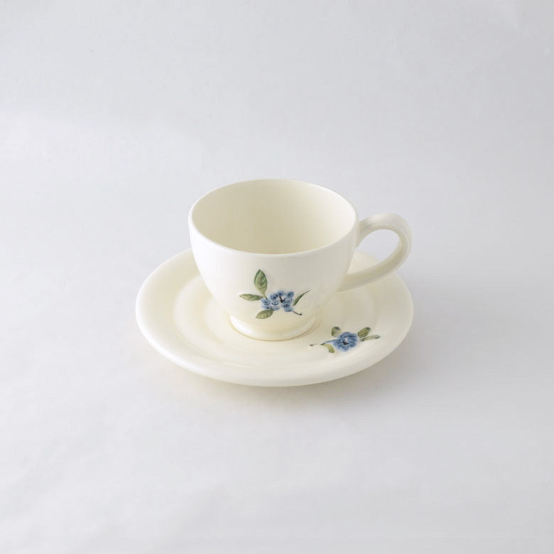 studio m' blueberry(myrtille series) cup and saucer