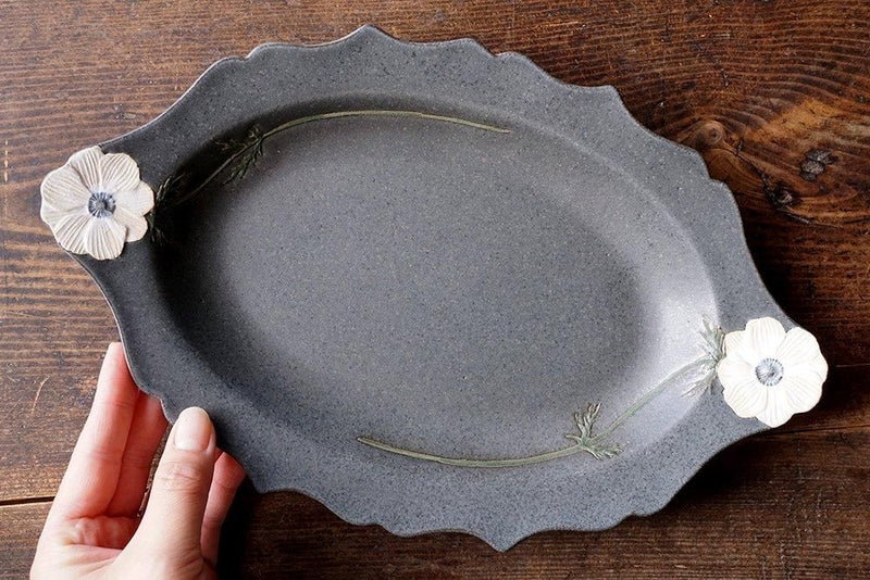 益子焼 Yoshizawa Charcoal Anemone Oval Plate