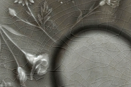 Yoshizawa kiln 12 Birth-month flowers gray deep plate - Thumbnail 5