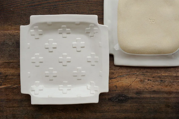 Yoshizawa White Cross in Cross Plate - Thumbnail 2