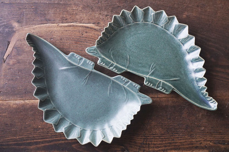 益子焼 Yoshizawa kiln Dinosaur Stegosaurus plate