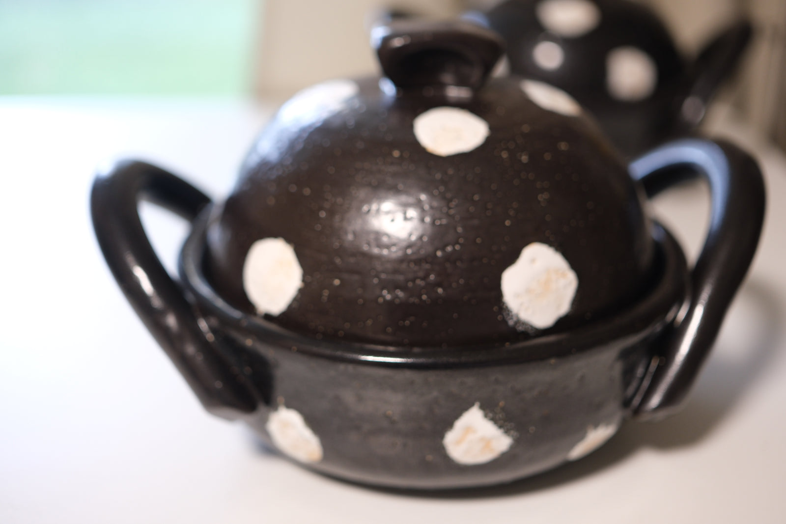 Amazing Earthenware Pot. (Wen Ta Nabeko)-Dot-Size 7 – KONPOTO