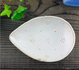 Wakasama pottery drop-shaped small plate with Scandinavian design White