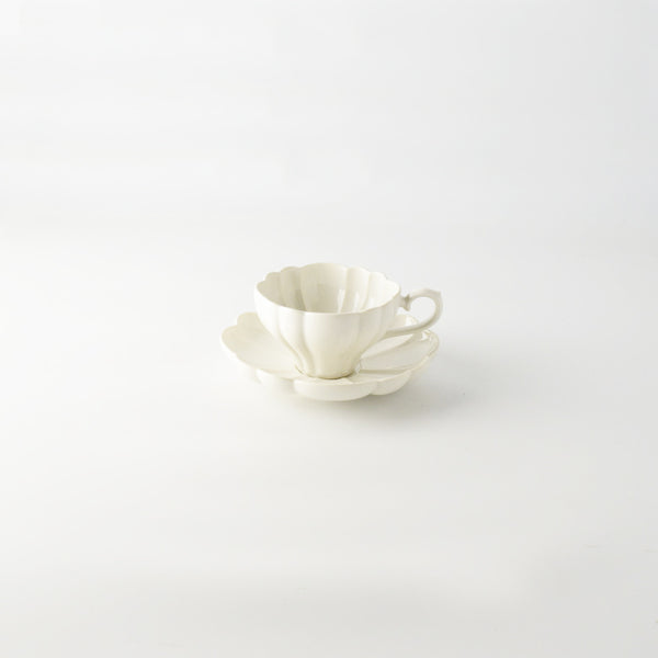 studio m' le bouquet cup and saucer, white