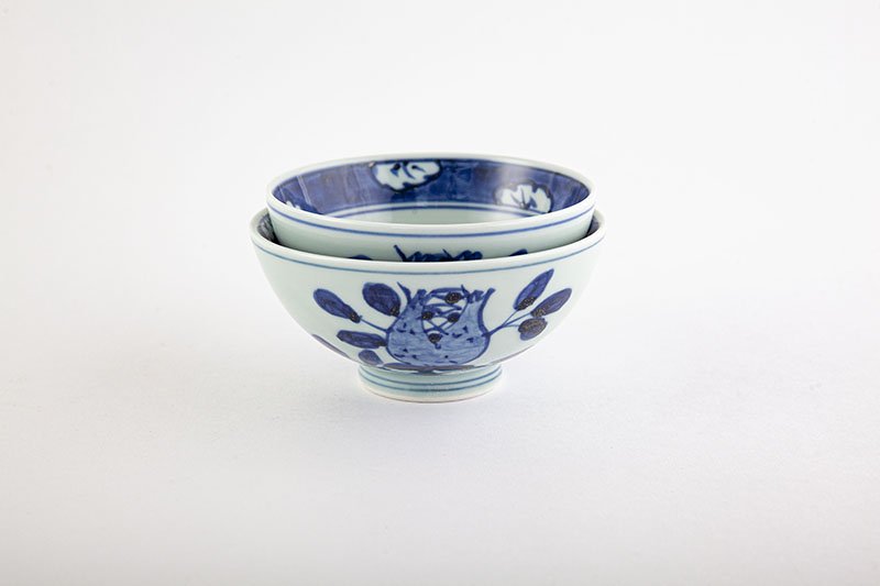 Shobido Kisen Kiln Old Sometsuke Flower and Bird Husband and Wife Bowls 古染 花鳥文飯碗