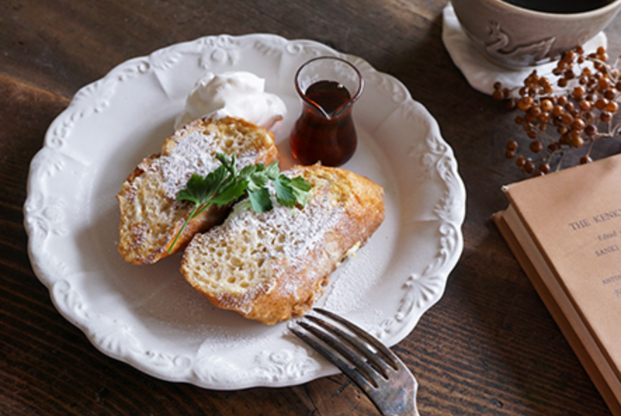 Yoshizawa Kiln White Silver Motif Large Round Plate - Thumbnail 3