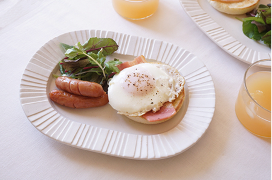 Yoshizawa kiln stone white pleated oval plate (Set of 2)