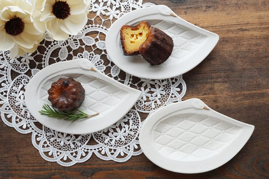 Yoshizawa kiln Swan Small Plate